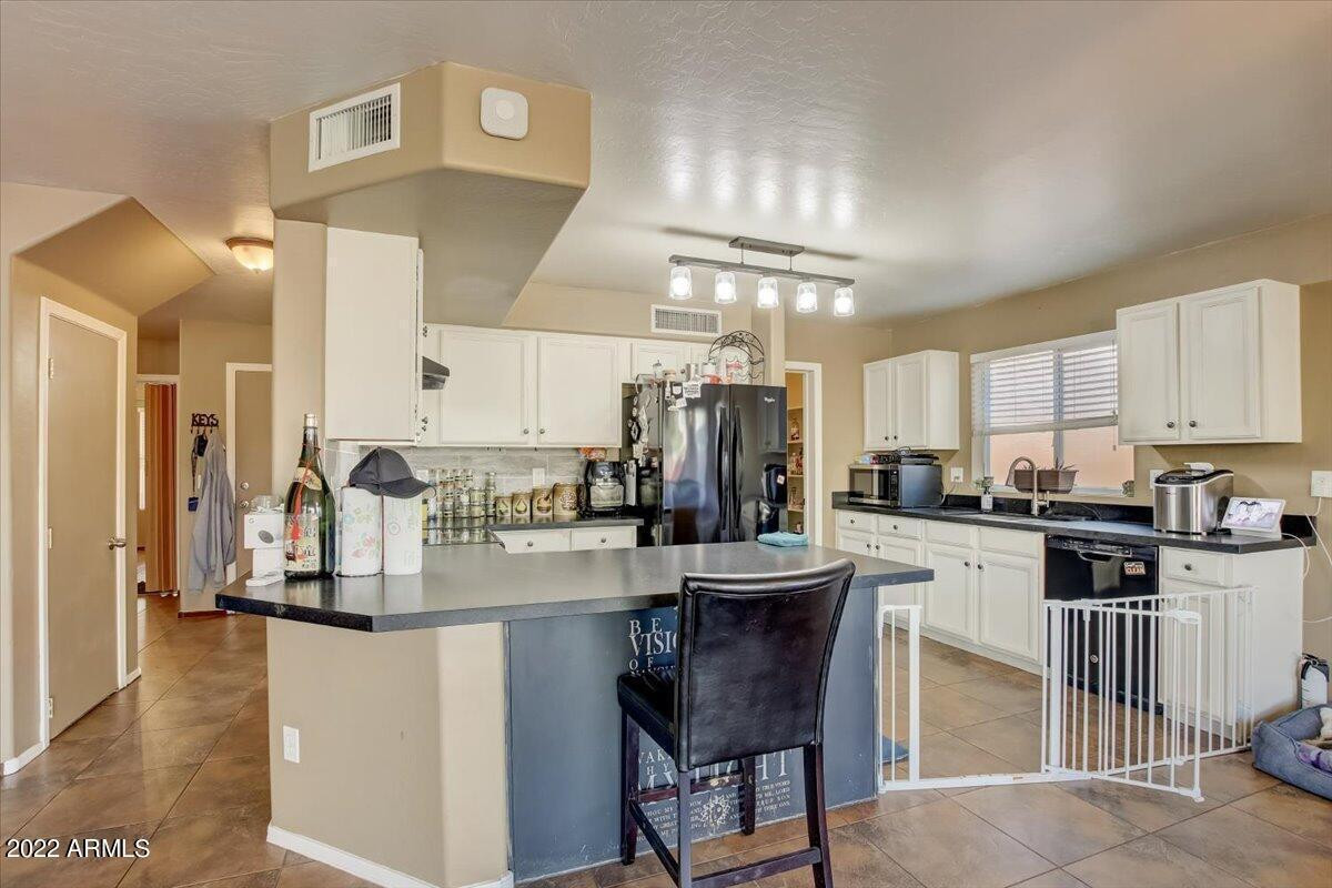 14878 West Bloomfield Road Surprise, AZ 85379 - Photo 8 of 23 Photo #8