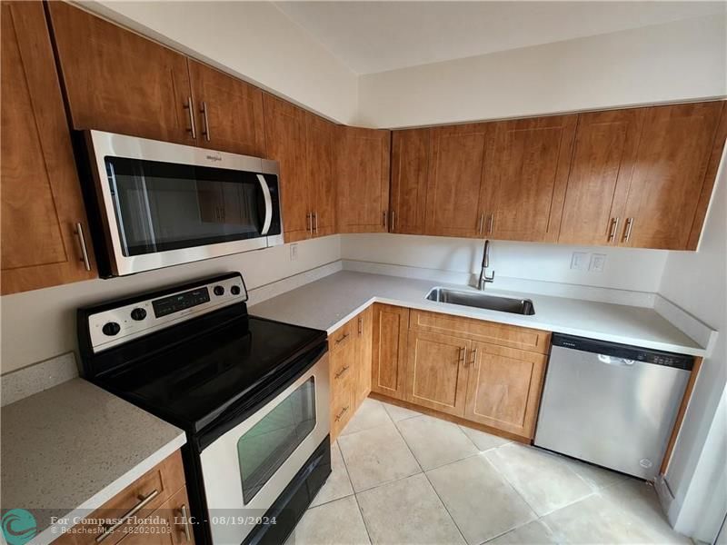 695 Northeast 46th Ct Unit 695  