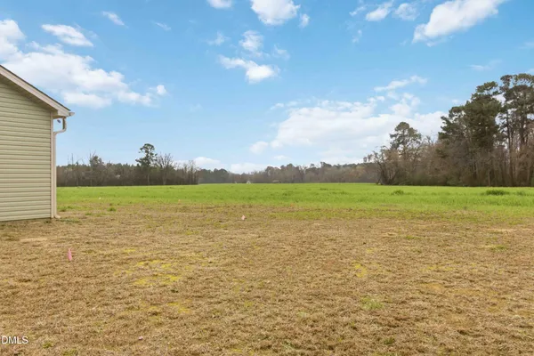 $320,000 | 404 South Eastwood Drive, Benson, NC 27504