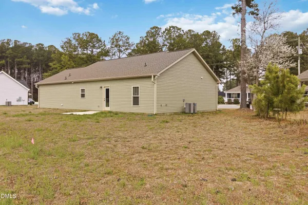 $320,000 | 404 South Eastwood Drive, Benson, NC 27504