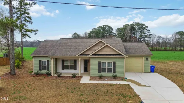 $320,000 | 404 South Eastwood Drive, Benson, NC 27504