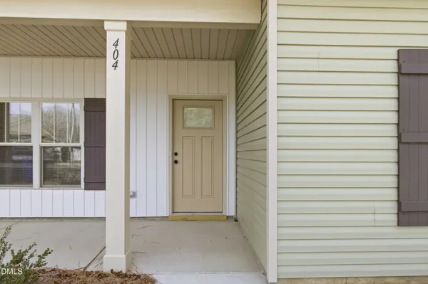 $320,000 | 404 South Eastwood Drive, Benson, NC 27504