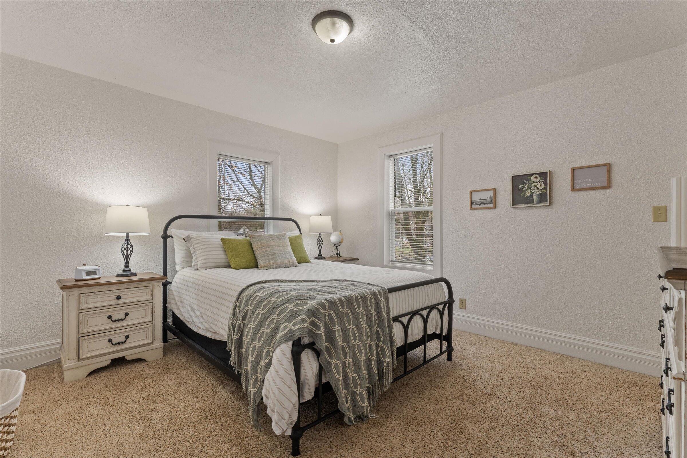402 Jefferson Street Cassopolis, MI 49031 - Photo 23 of 37 17-DSC03578