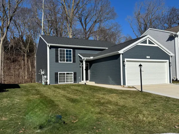 $414,900 | 557 Cygnet Lake Drive, Benton Harbor, MI 49022