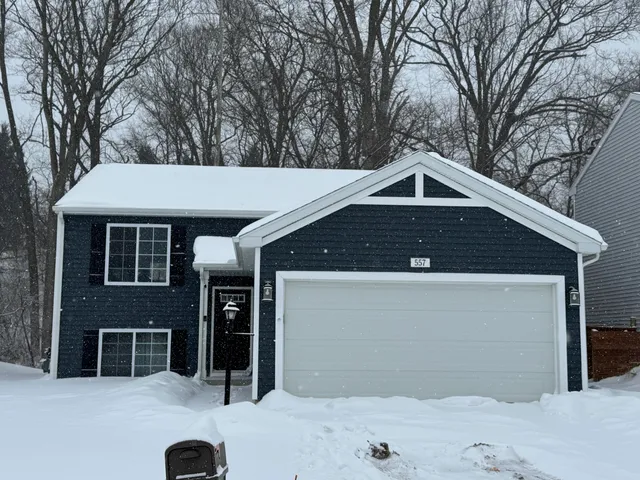 $414,900 | 557 Cygnet Lake Drive, Benton Harbor, MI 49022