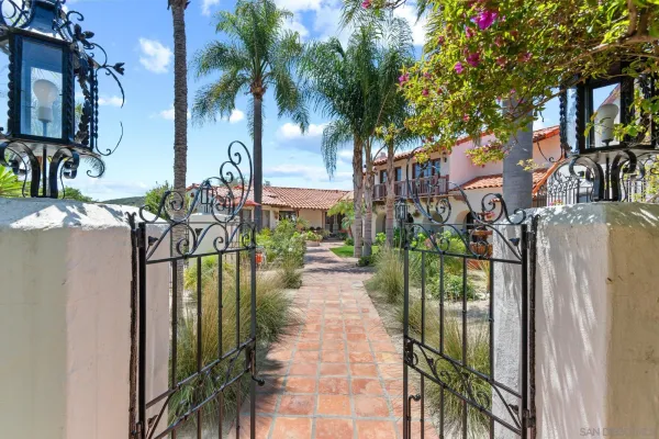 $3,625,000 | 17156 Dos Hermanos Road, Poway, CA 92064