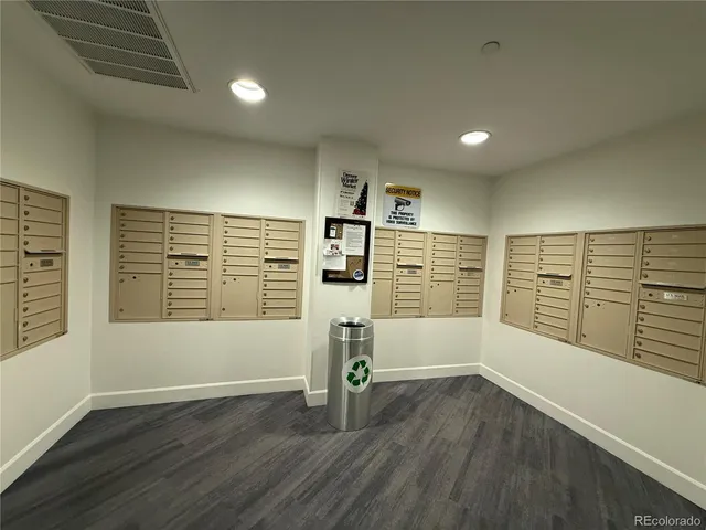 $1,500 | 1975 Grant Street, Unit 209, Denver, CO 80203