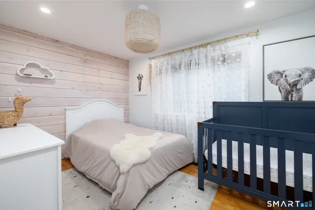 $2,000 | 410 Farmington Avenue, Unit O6, New Britain, CT 06053