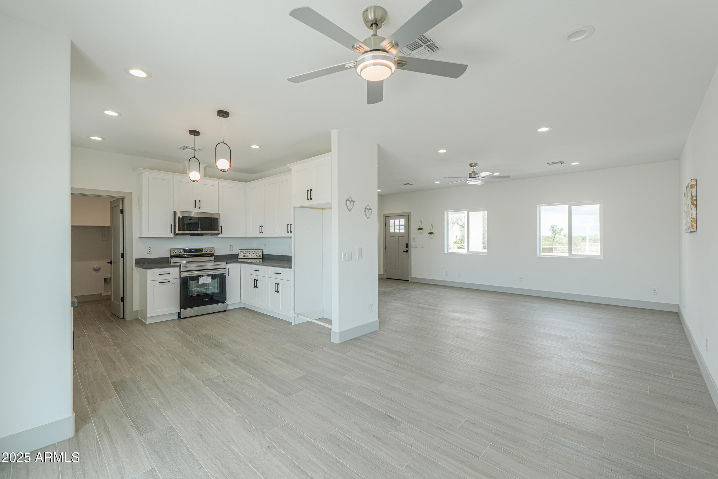 40179 West Robles Road Stanfield, AZ 85172 - Photo 8 of 46