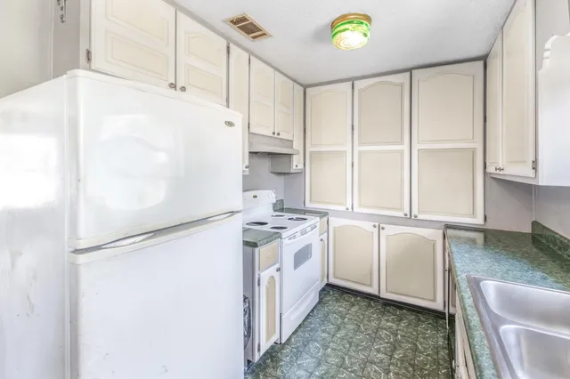 $197,000 | 353 Florence Drive, DeFuniak Springs, FL 32433