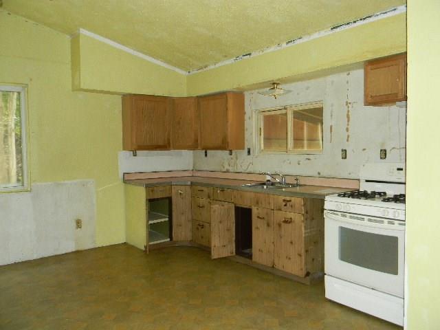 262 Patterson Road Finleyville, PA 15332 - Photo 12 of 20 Gallery Image 12