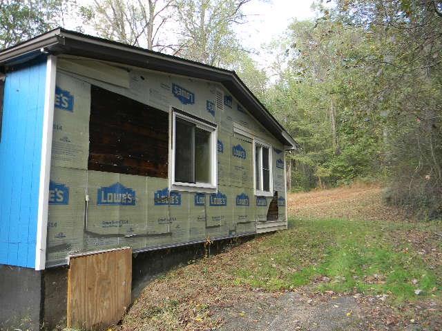 262 Patterson Road Finleyville, PA 15332 - Photo 5 of 20 Gallery Image 5