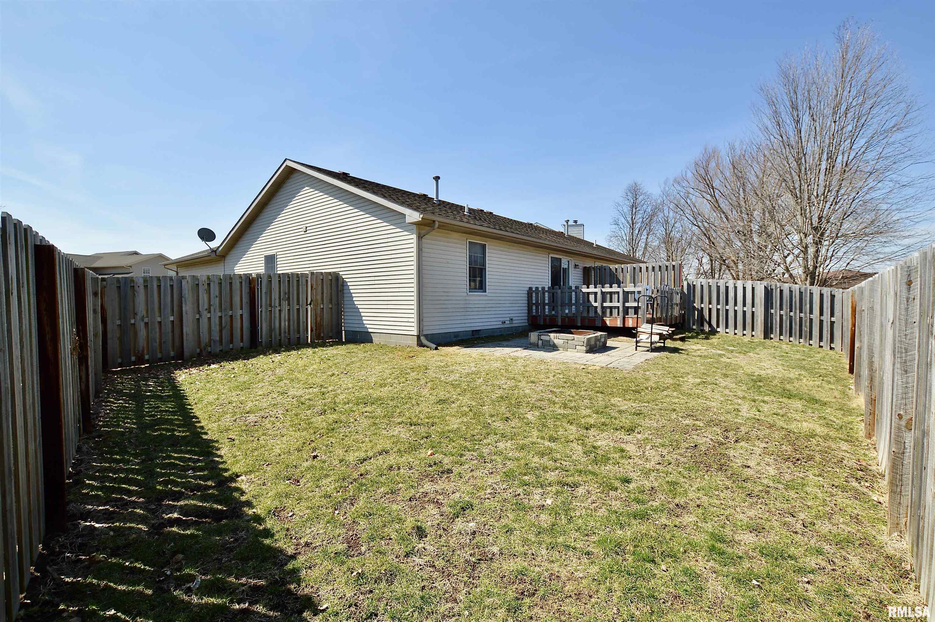 129 Genoa Drive Springfield, IL 62703 - Photo 20 of 21 Gallery Image 20