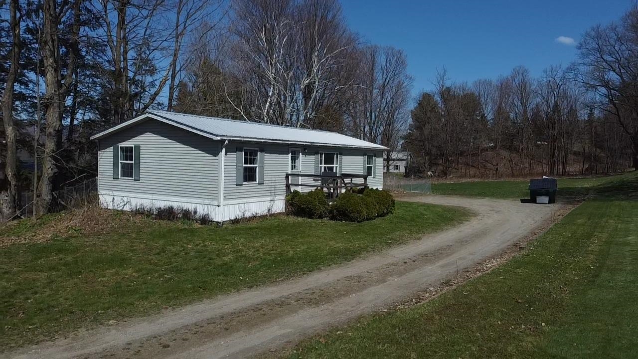 7 Golf Course Road Richford, VT 05476 - Photo 13 of 29 Gallery Image 13