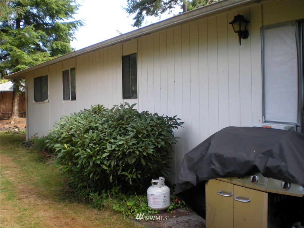 915 North Harding Road Elma, WA 98541 - Photo 10 of 12 Gallery Image 10