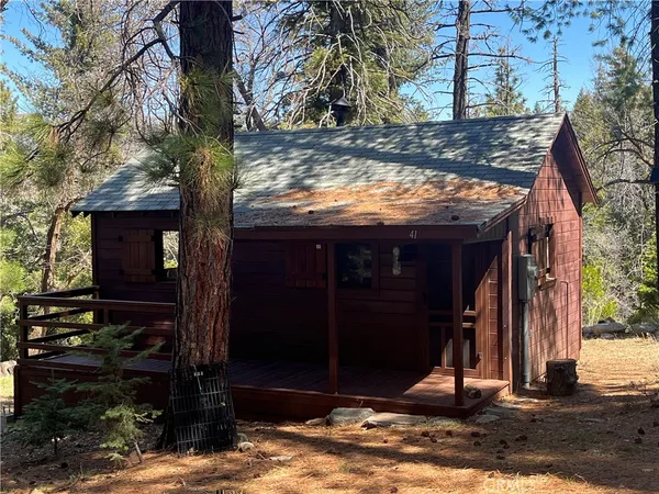 a view of a house