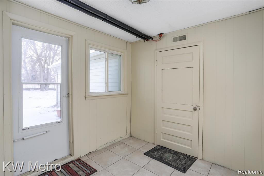 3617 Harrison Avenue Rochester Hills, MI 48307 - Photo 28 of 44