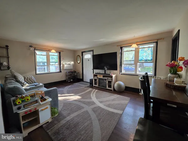 $2,000 | 14 Scarlet Avenue, Aston, PA 19014