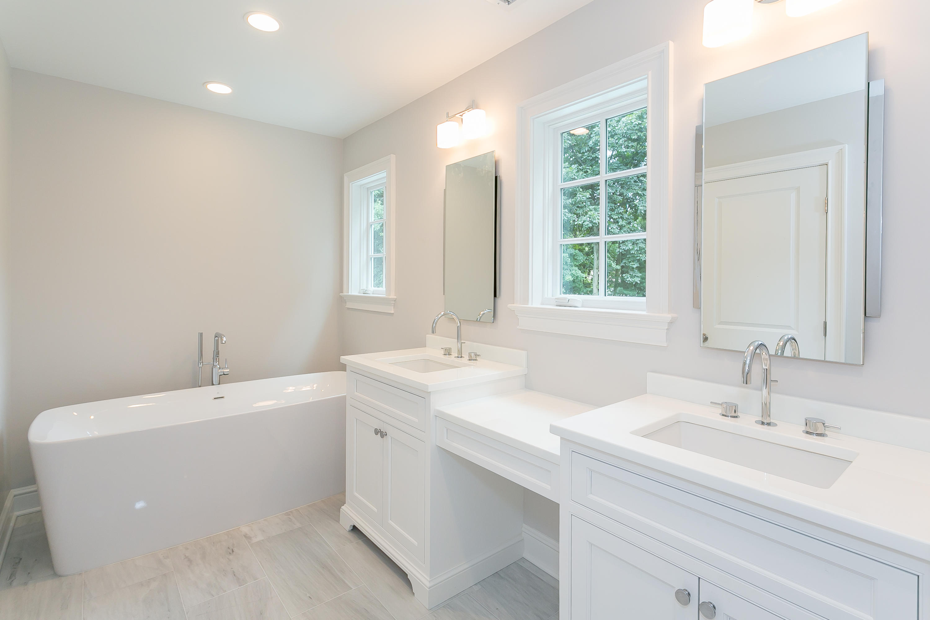 26 Country Club Road Darien, CT 06820 - Photo 35 of 42 a bathroom with a sink and a bathtub