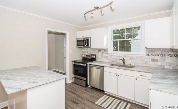 4902 Regent Road Richmond, VA 23230 - Photo 13 of 39 Gallery Image 13