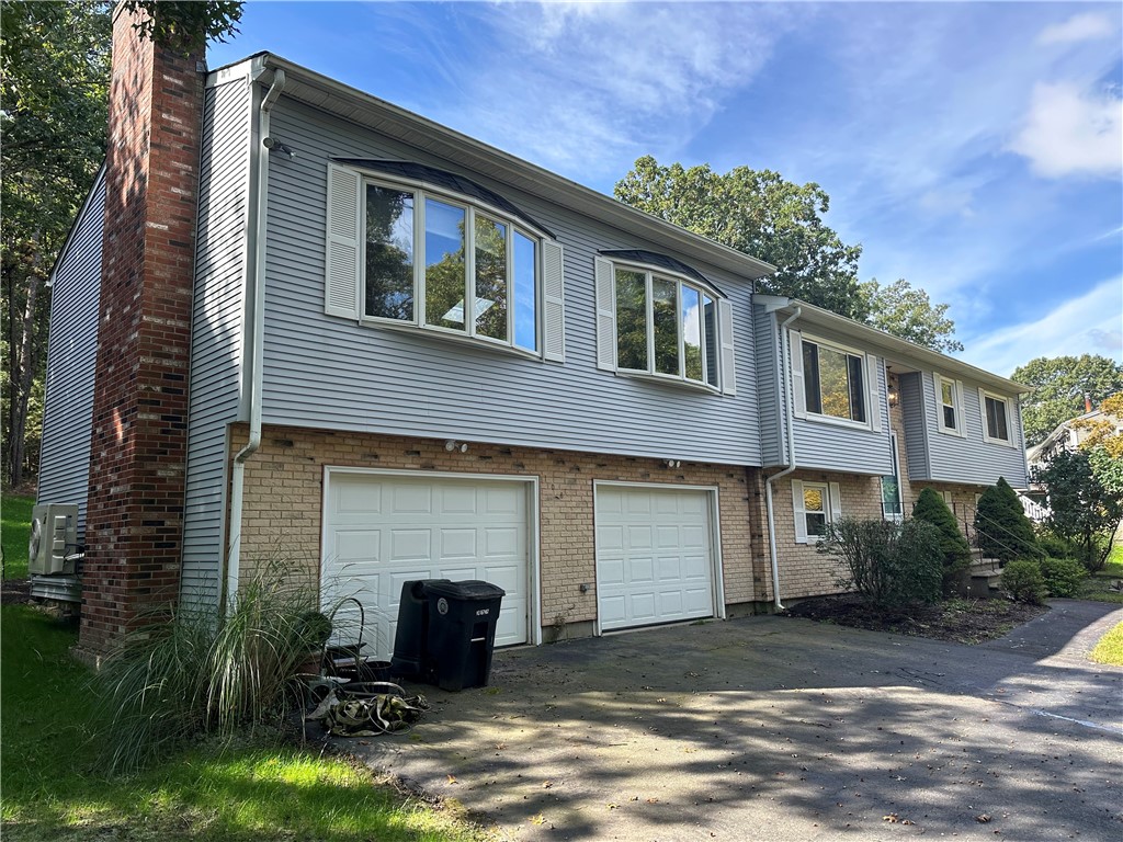 106 Reservoir Road Coventry, RI 02816 - Photo 2 of 25 Gallery Image 2