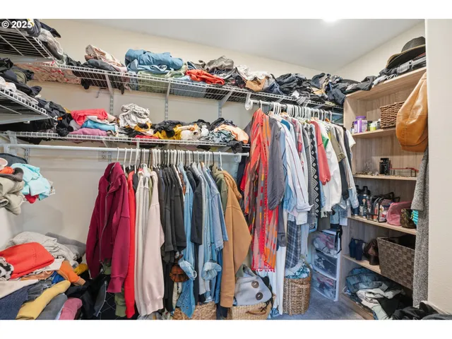 $500,000 | 18085 Southwest Kinnaman Road, Beaverton, OR 97078