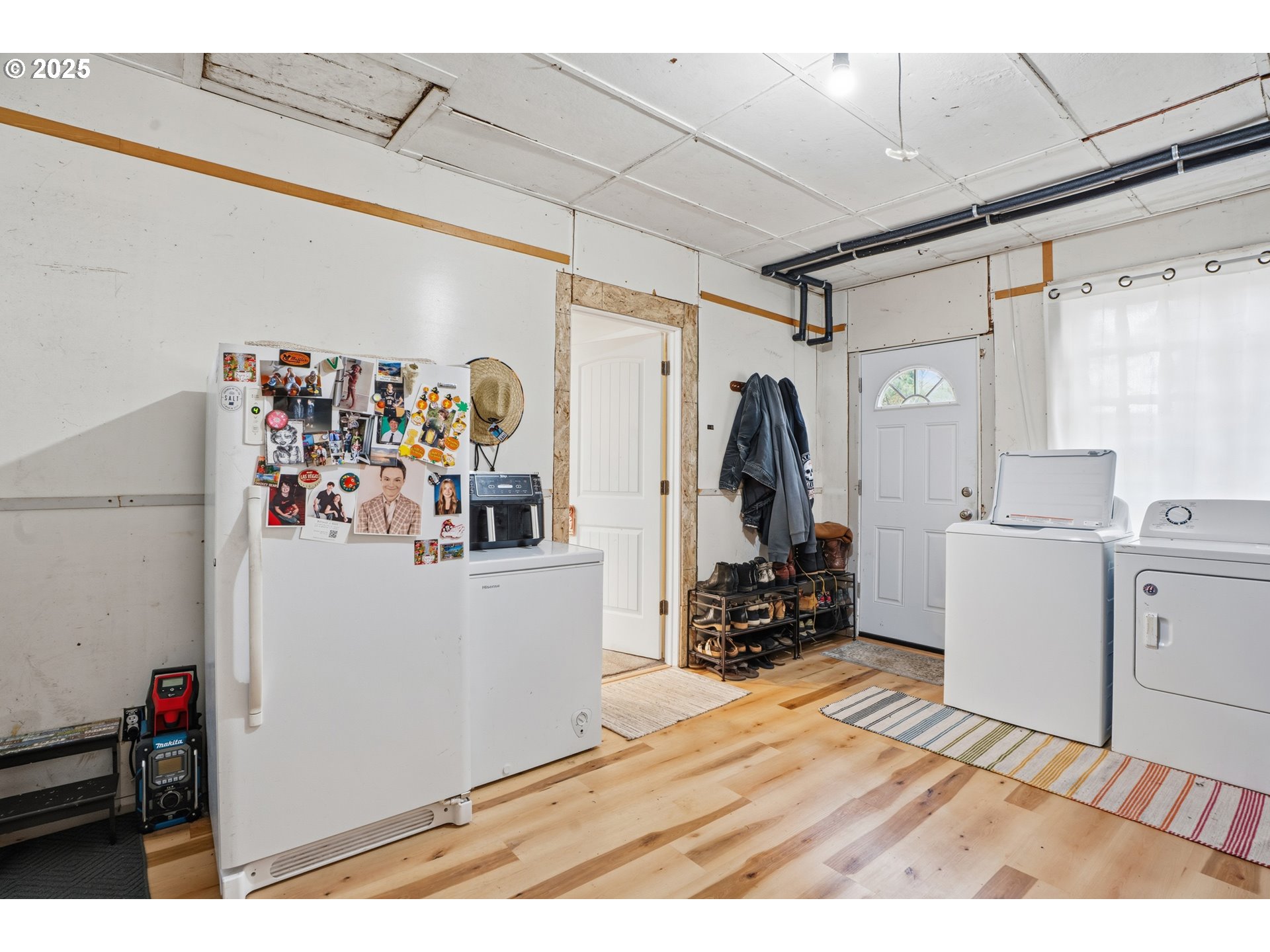 18085 Southwest Kinnaman Road Beaverton, OR 97078 - Photo 33 of 43 Laundry