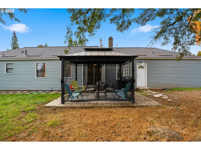 $500,000 | 18085 Southwest Kinnaman Road, Beaverton, OR 97078