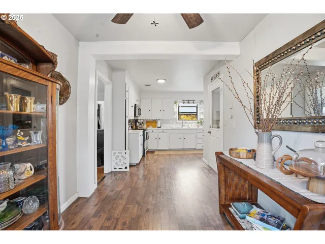 $500,000 | 18085 Southwest Kinnaman Road, Beaverton, OR 97078