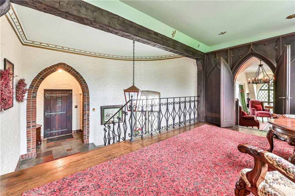 1250 Fox Chapel Road Pittsburgh, PA 15238 - Photo 4 of 25 Gallery Image 4