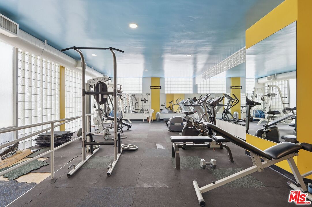 1271 Stoner Avenue, Unit 208 Los Angeles, CA 90025 - Photo 12 of 20