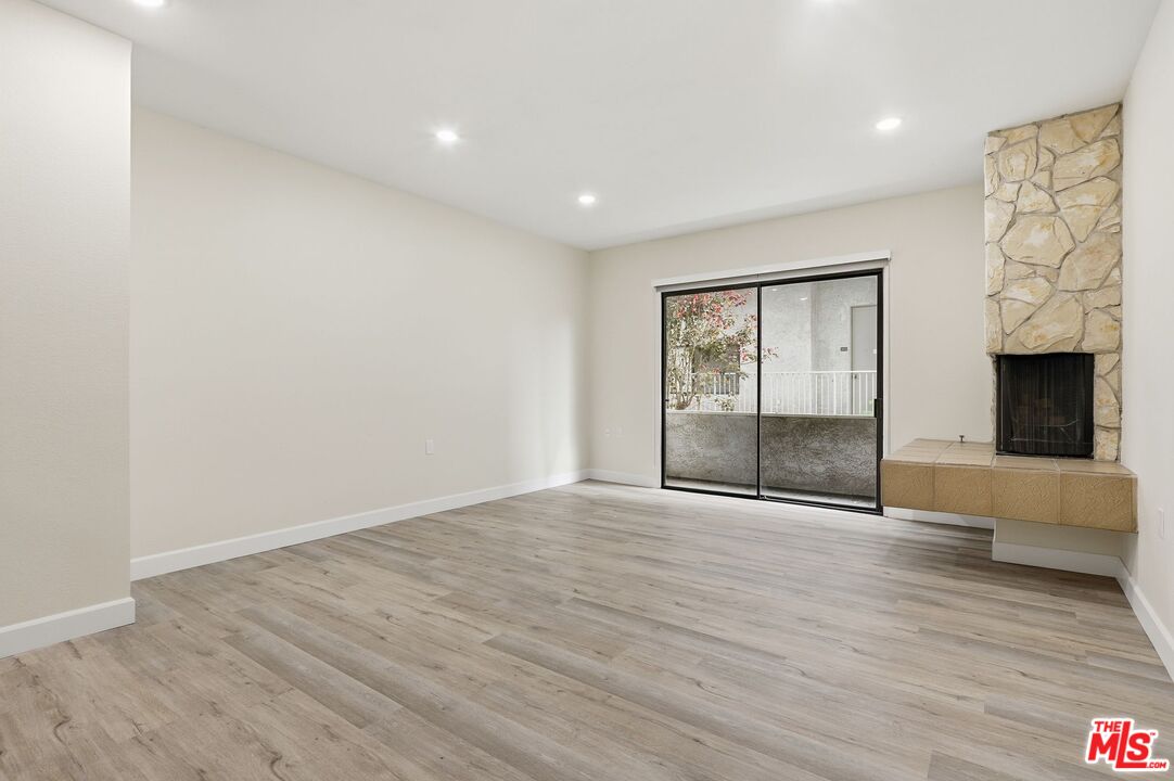 1271 Stoner Avenue, Unit 208 Los Angeles, CA 90025 - Photo 17 of 20