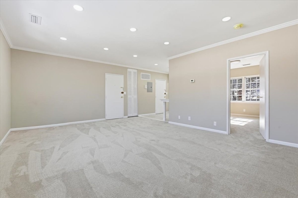 116 Lake Shore Road, Unit 4 Boston, MA 02135 - Photo 12 of 22 Gallery Image 12
