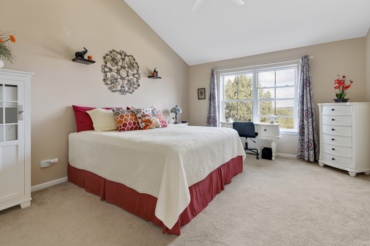 223 Grand Ridge Road St. Charles, IL 60175 - Photo 16 of 27