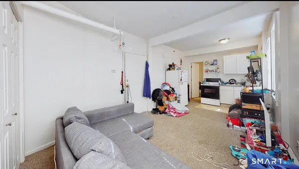 $1,138 | 666 Main Street, Unit B6, Middletown, CT 06457