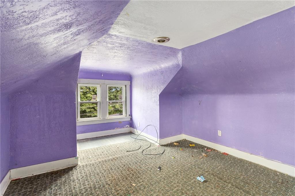 3206 Willett Road Pittsburgh, PA 15227 - Photo 15 of 25 Gallery Image 15