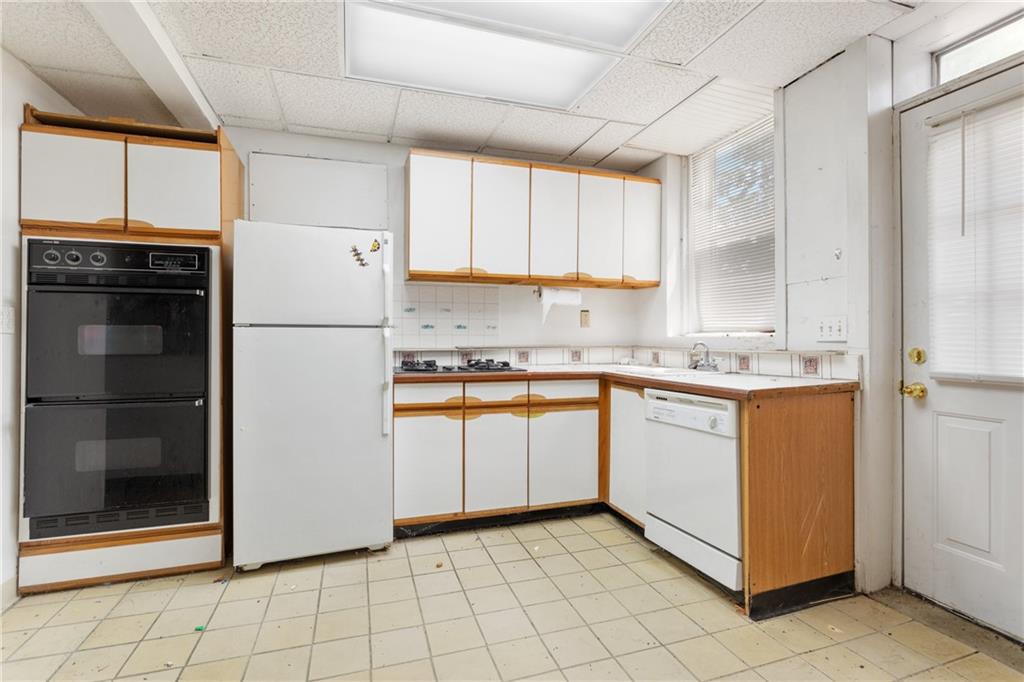 3206 Willett Road Pittsburgh, PA 15227 - Photo 17 of 25 Gallery Image 17
