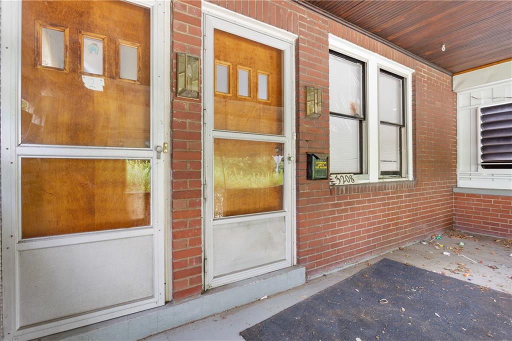 3206 Willett Road Pittsburgh, PA 15227 - Photo 5 of 25 Gallery Image 5
