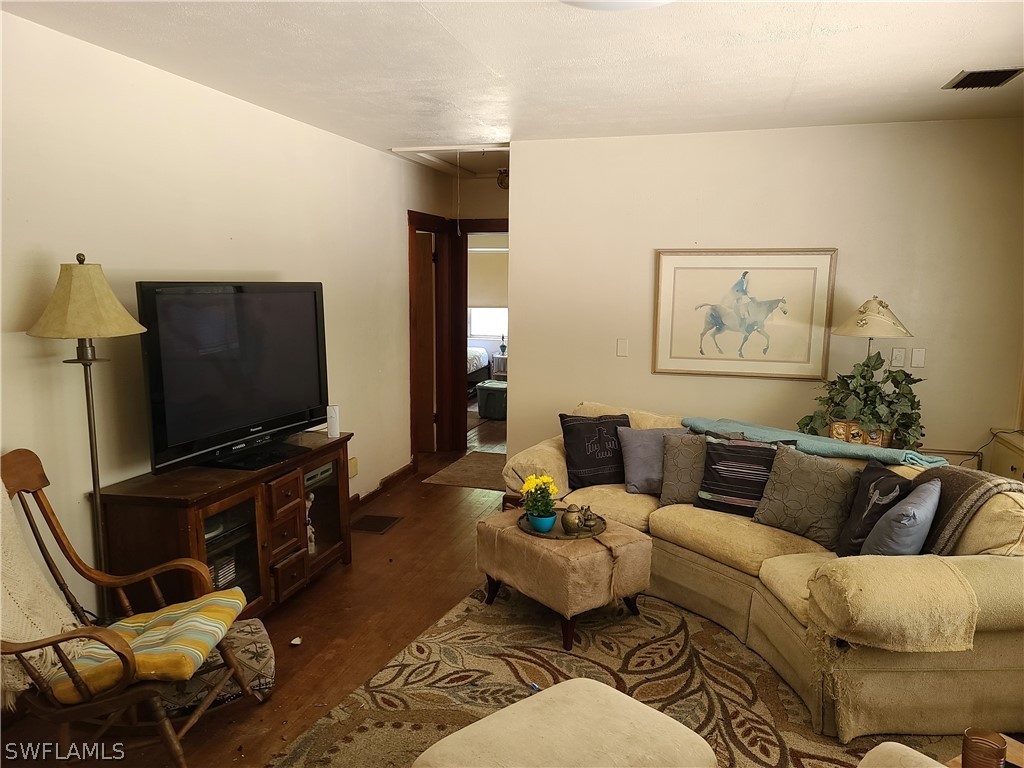 11581 Deal Road North Fort Myers, FL 33917 - Photo 3 of 6 Gallery Image 3