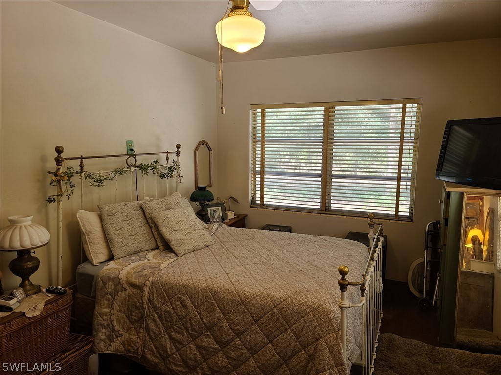 11581 Deal Road North Fort Myers, FL 33917 - Photo 4 of 6 Gallery Image 4