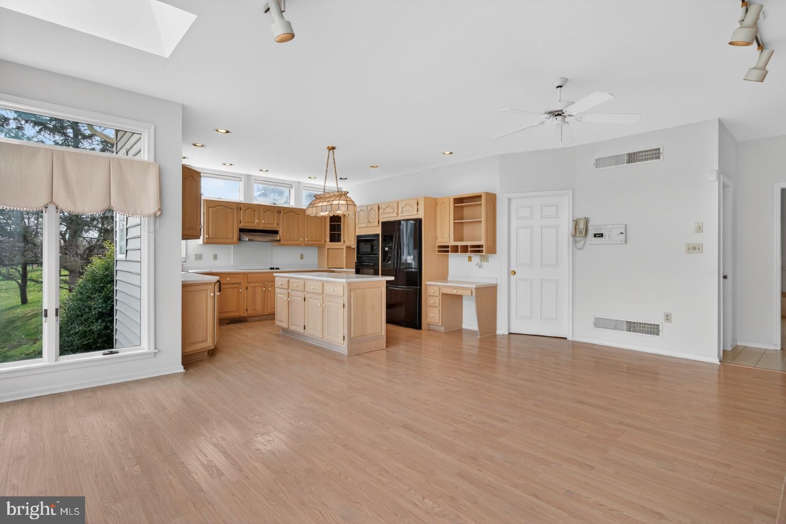 6516 Windmere Road Harrisburg, PA 17111 - Photo 12 of 60 Gallery Image 12