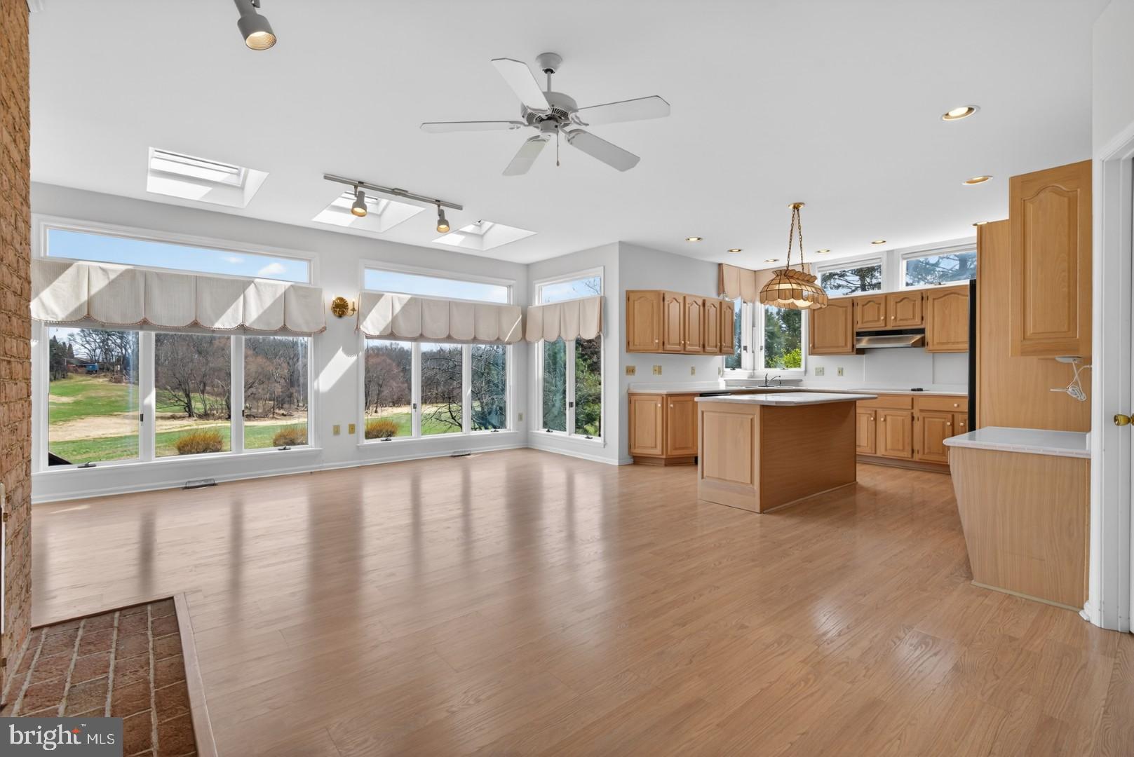 6516 Windmere Road Harrisburg, PA 17111 - Photo 3 of 60 Gallery Image 3