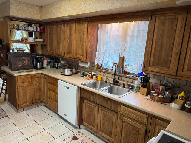 $210,000 | 417 Center Street, Berne, IN 46711