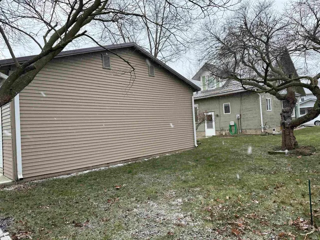 $210,000 | 417 Center Street, Berne, IN 46711