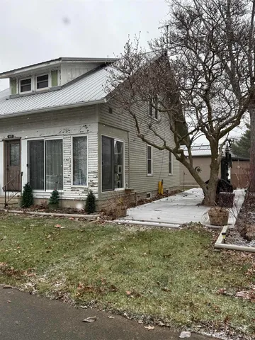 $210,000 | 417 Center Street, Berne, IN 46711