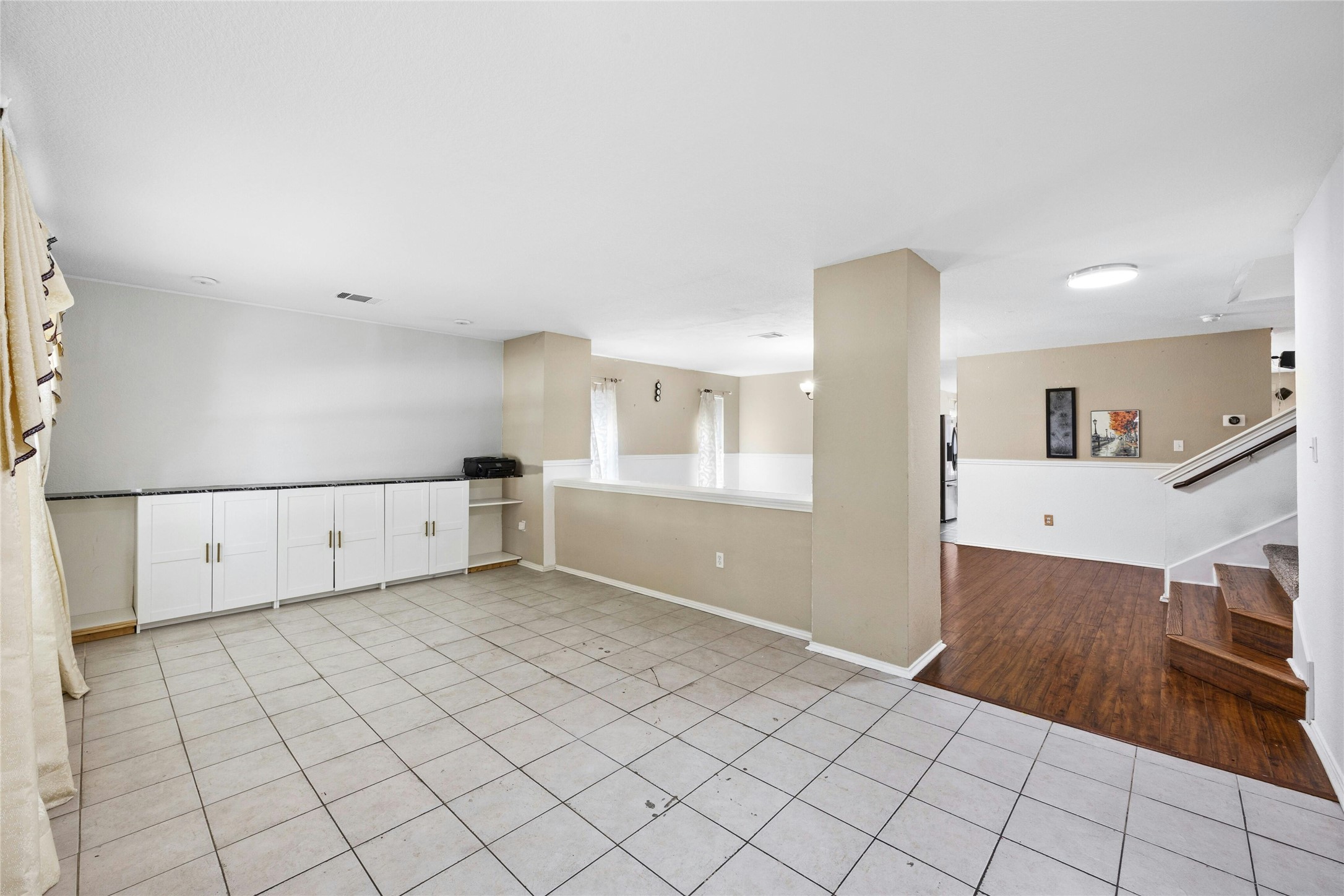 3618 Windhill Loop Round Rock, TX 78681 - Photo 3 of 30 Entrance Foyer / living area