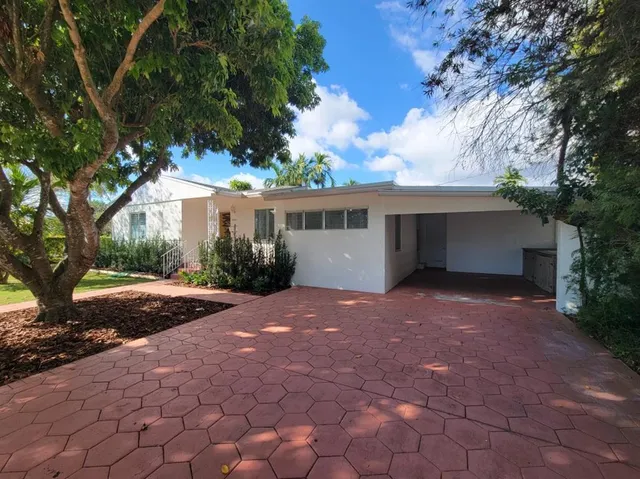 $3,250 | 2980 Southwest 68th Avenue, Miami, FL 33155