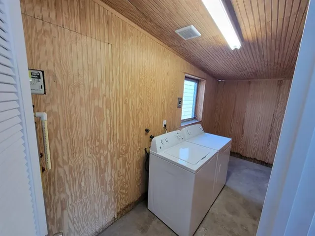 $3,250 | 2980 Southwest 68th Avenue, Miami, FL 33155