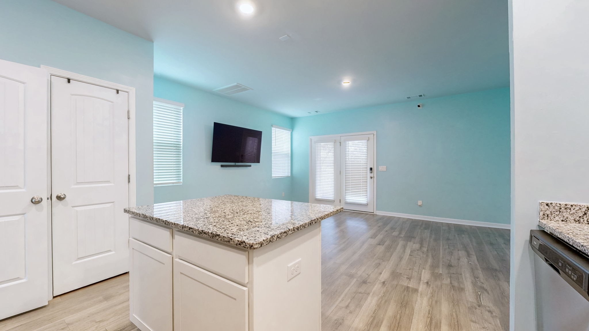 110 Cecil Road Lebanon, TN 37087 - Photo 7 of 44 a living room with granite countertop furniture and a flat screen tv