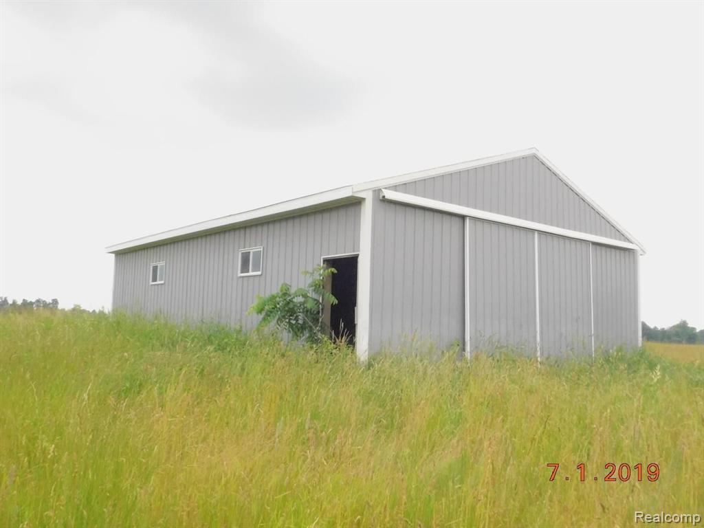8939 Sharp Road Clifford, MI 48727 - Photo 10 of 12